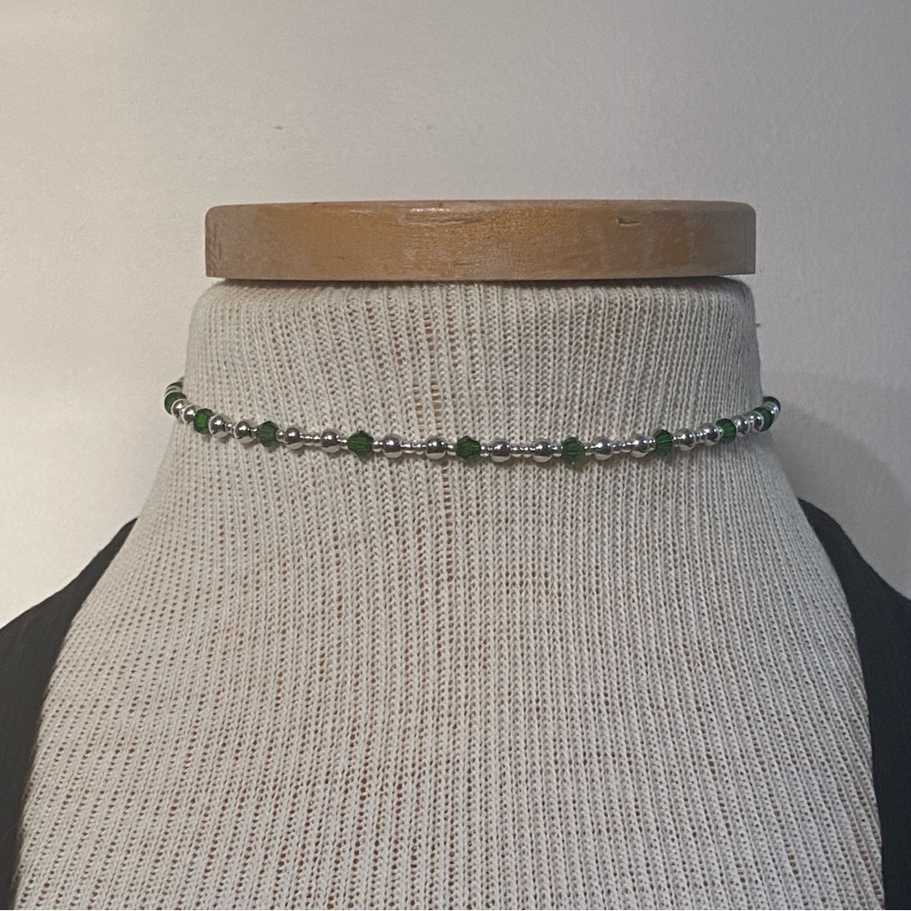 Elegant Green and Silver Beaded Necklace